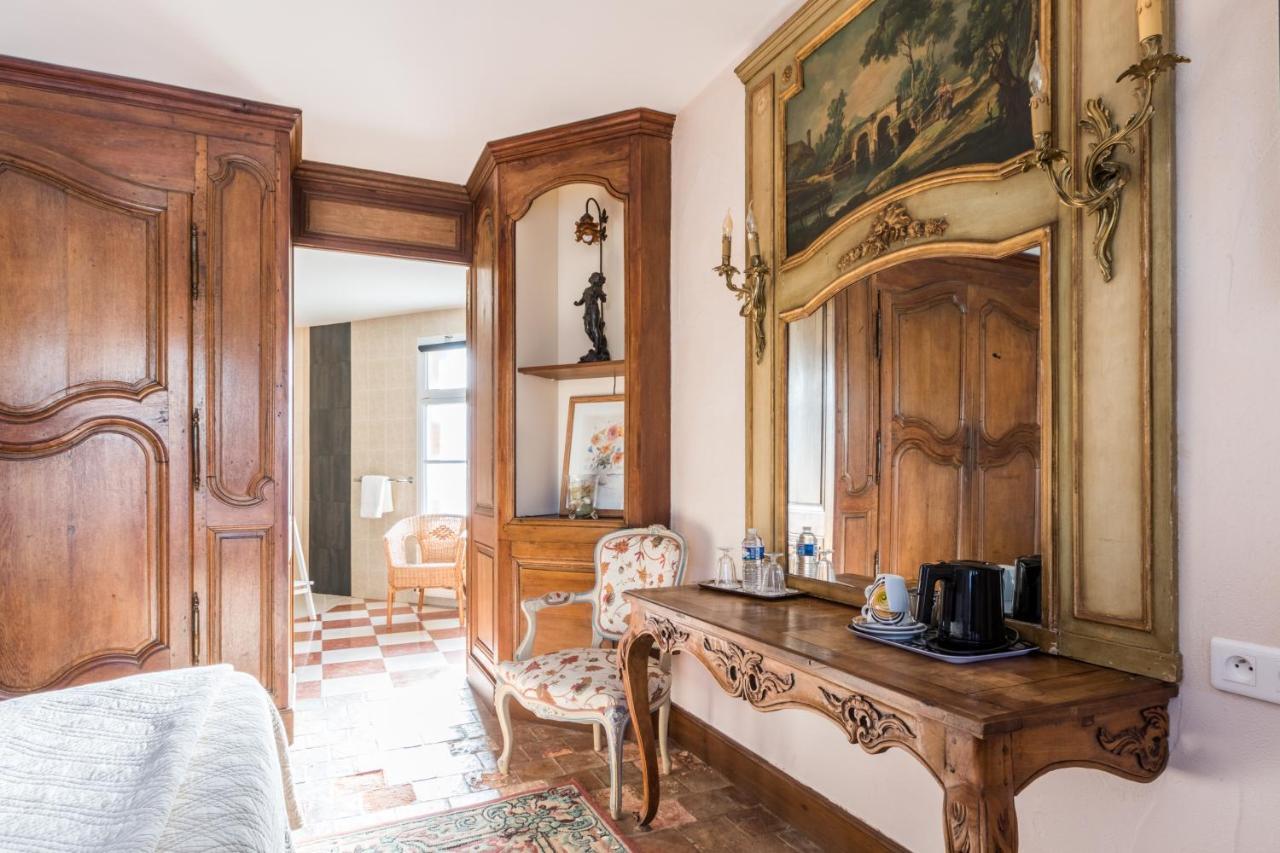 Le Manoir De L'antiquite Hotel 3*