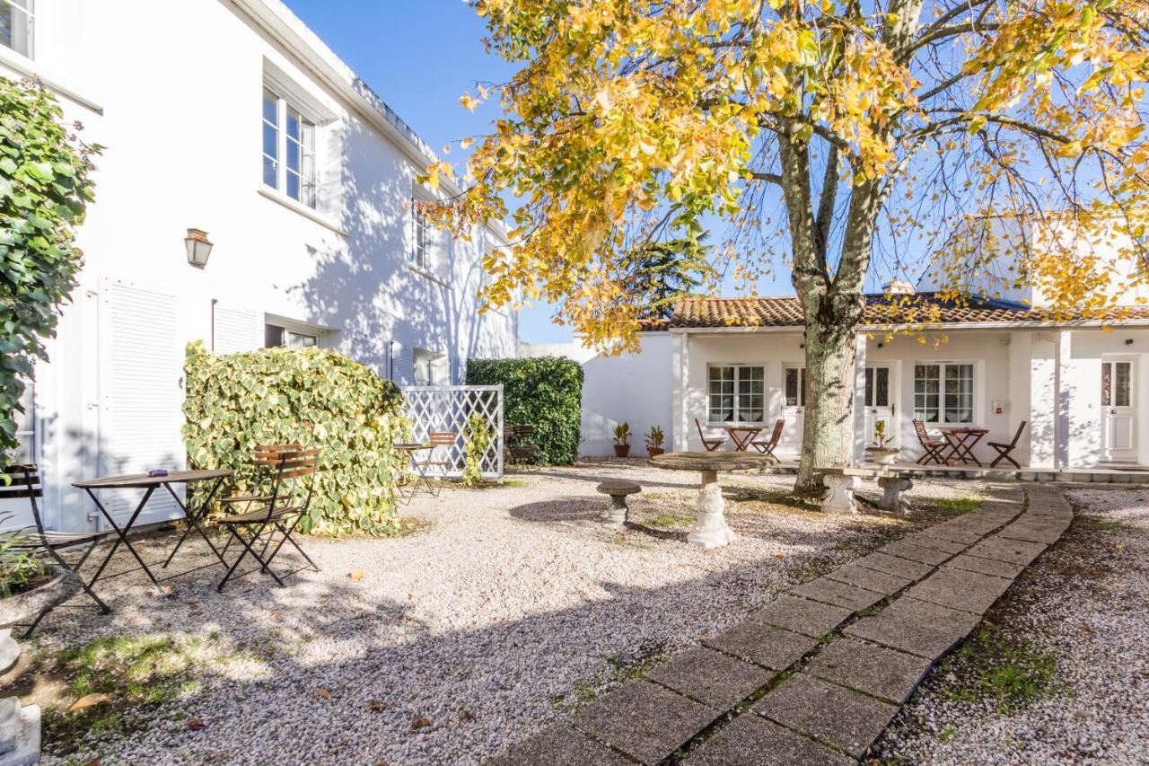 Le Manoir De L'antiquite Hotel Challans