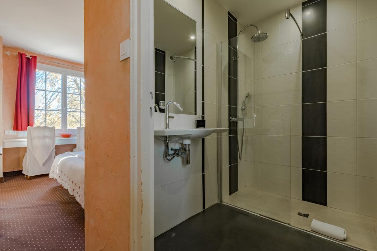 Le Manoir De L'antiquite Hotel