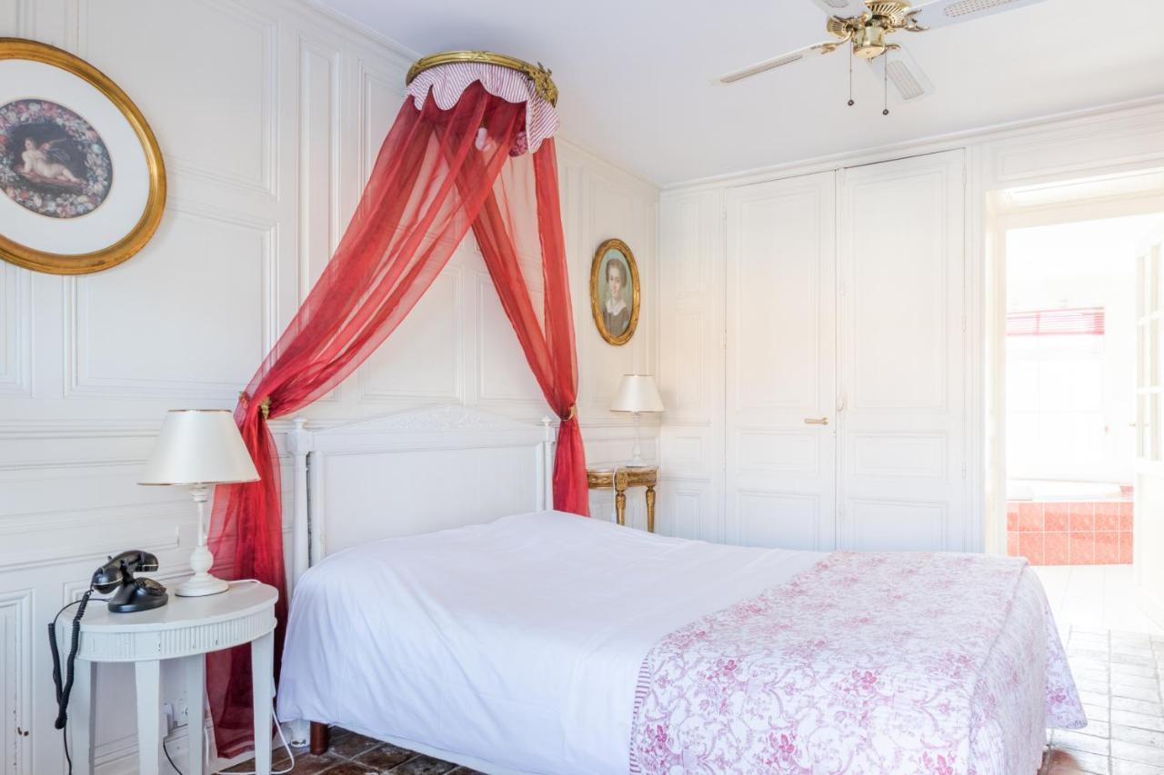 Le Manoir De L'antiquite 3* Challans